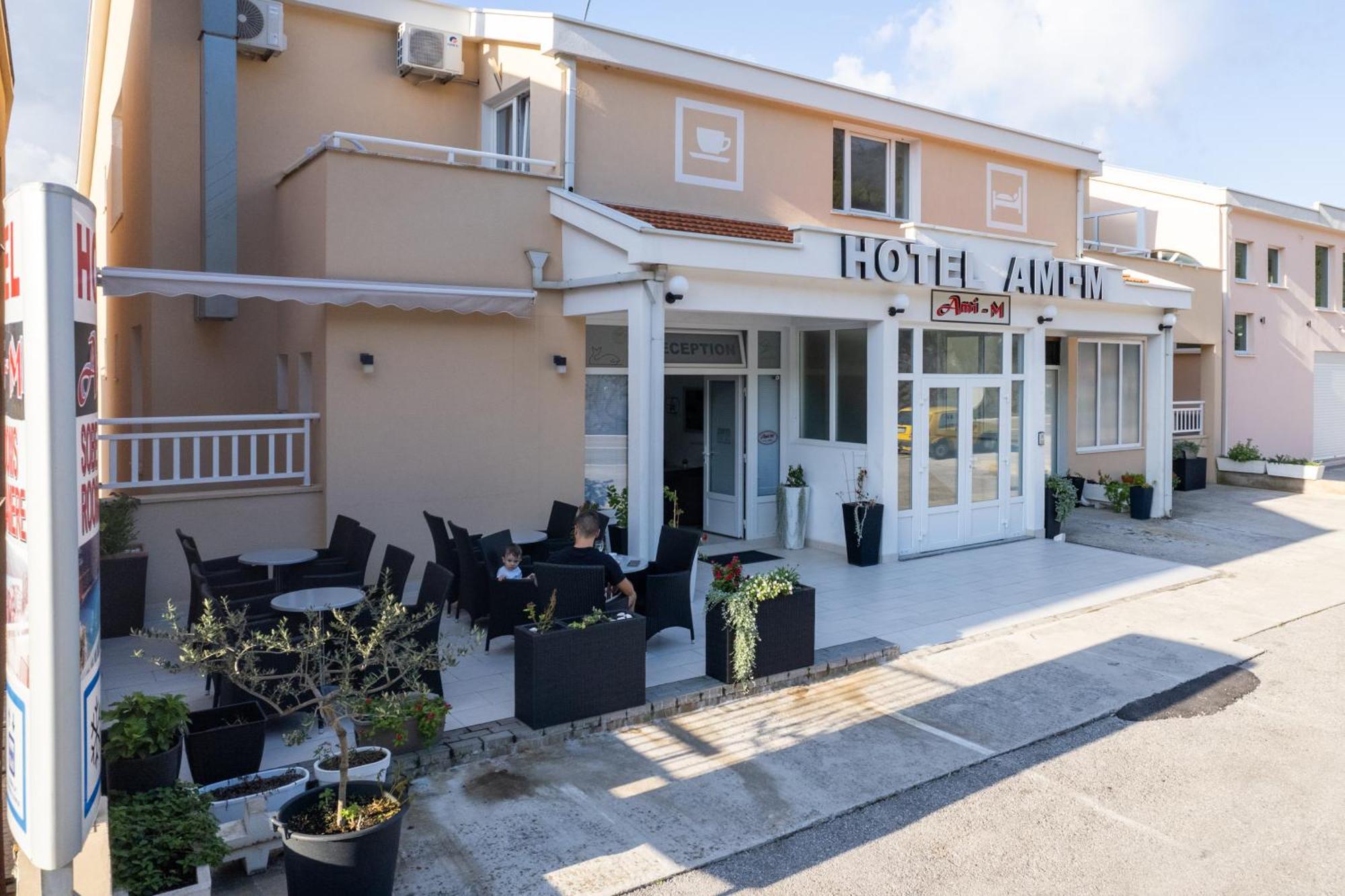 Hotel Ami - M Neum Zewnętrze zdjęcie