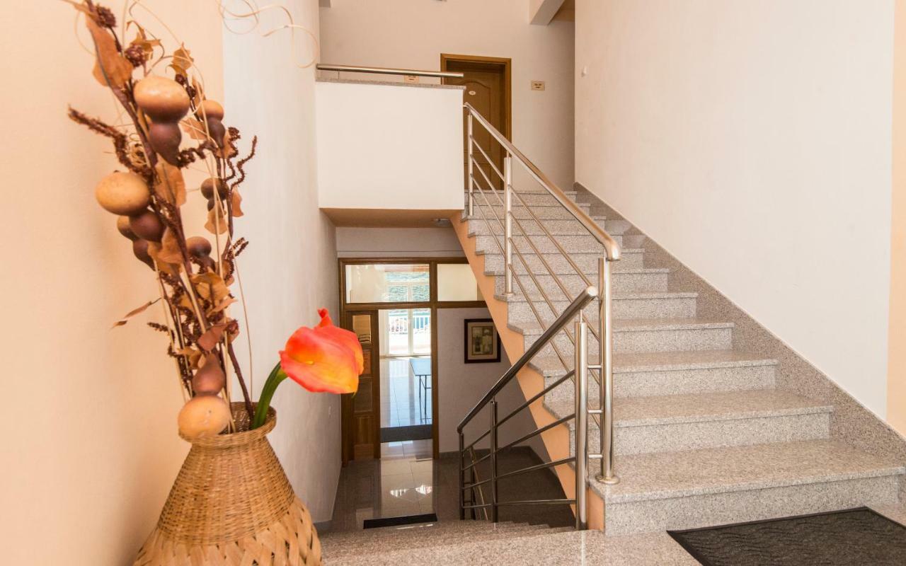 Hotel Ami - M Neum Zewnętrze zdjęcie