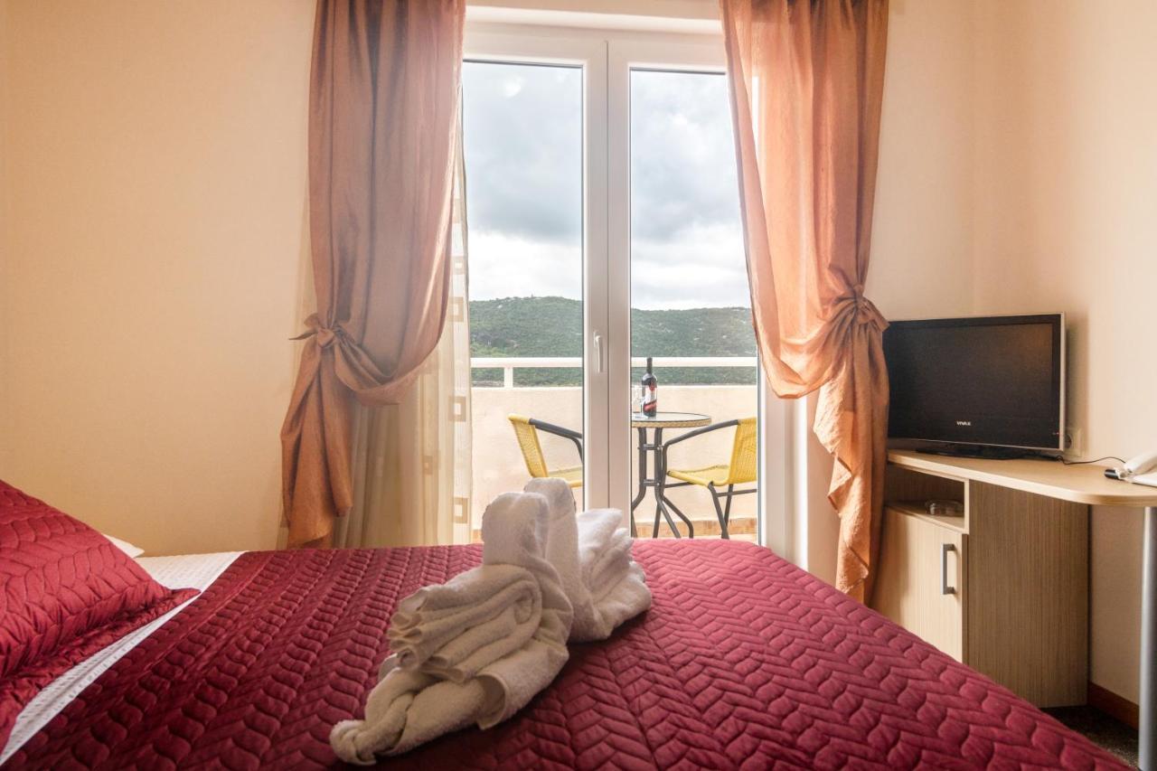 Hotel Ami - M Neum Zewnętrze zdjęcie
