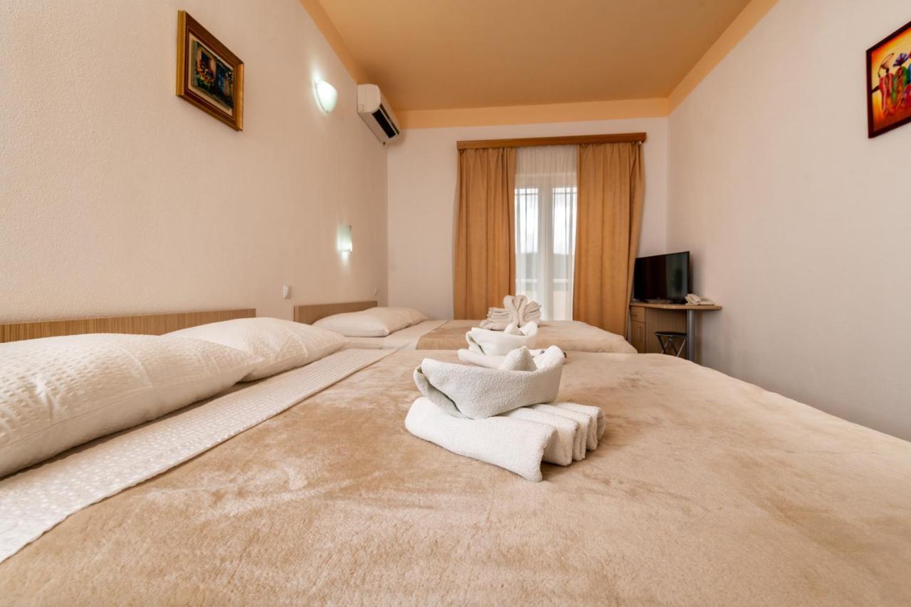 Hotel Ami - M Neum Zewnętrze zdjęcie