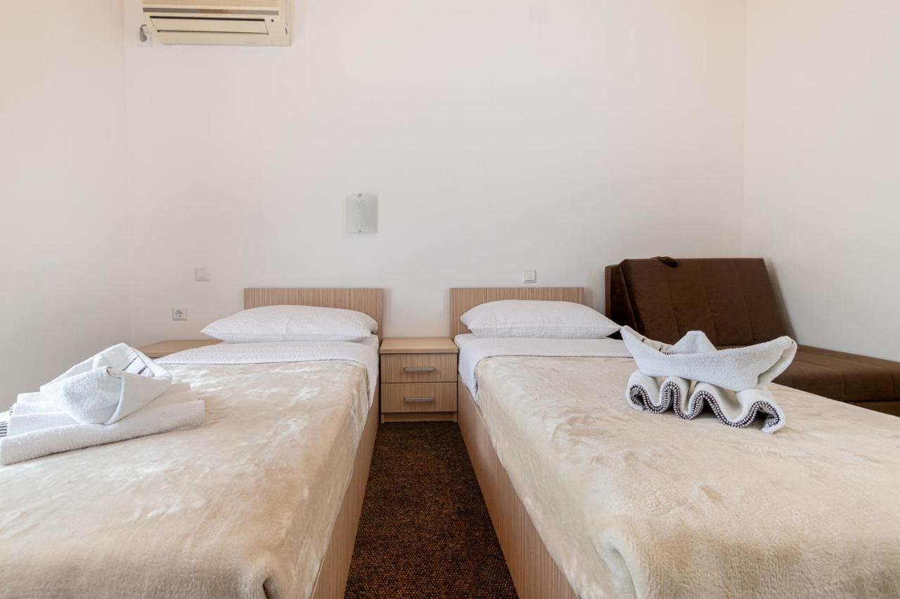 Hotel Ami - M Neum Zewnętrze zdjęcie